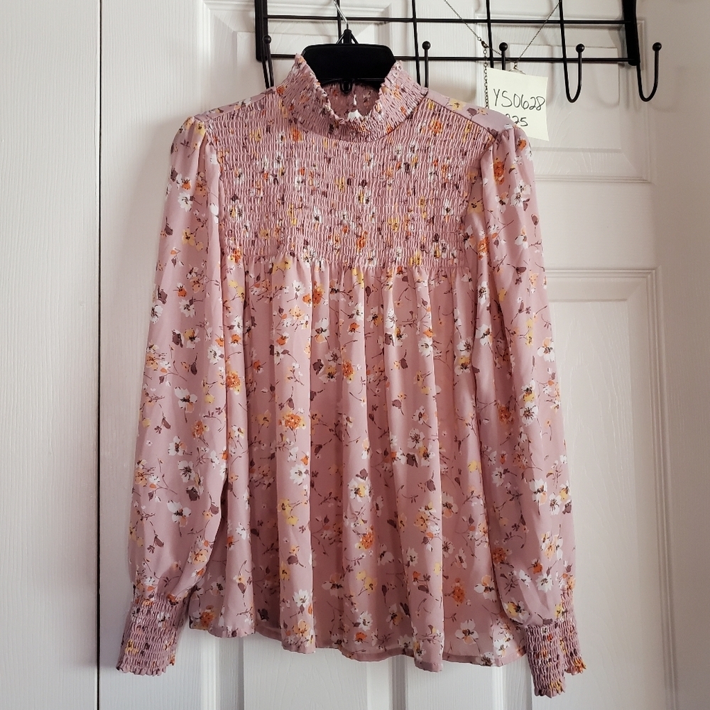 Cure Floral Smoked Blouse Baloon Sleeves High-neck Loose Fit Keyhole Size Small